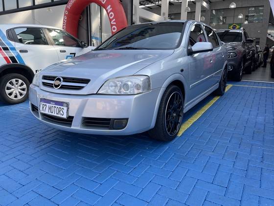 CHEVROLET ASTRA 2.0 MPFI ADVANTAGE 8V FLEX 4P MANUAL CHEVROLET ASTRA 2.0 MPFI ADVANTAGE 8V FLEX 4P MANUAL